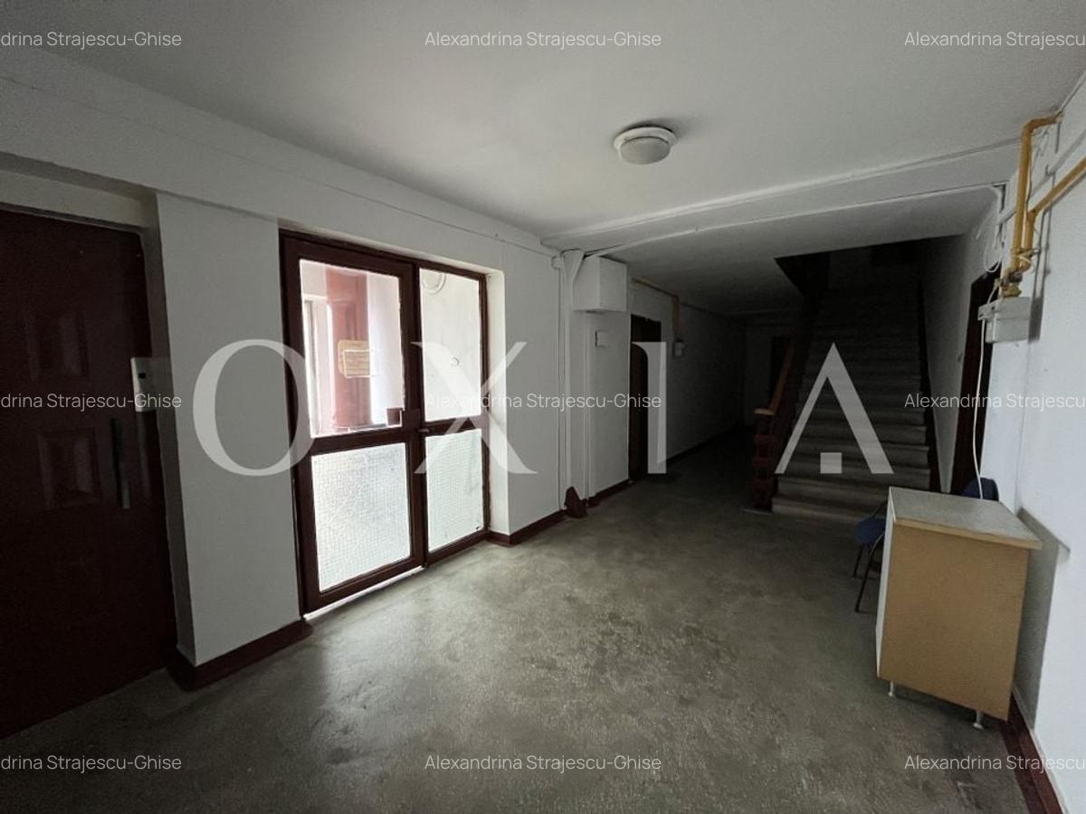 SX655 3 Camere decomandat - Etaj intermediar - 24