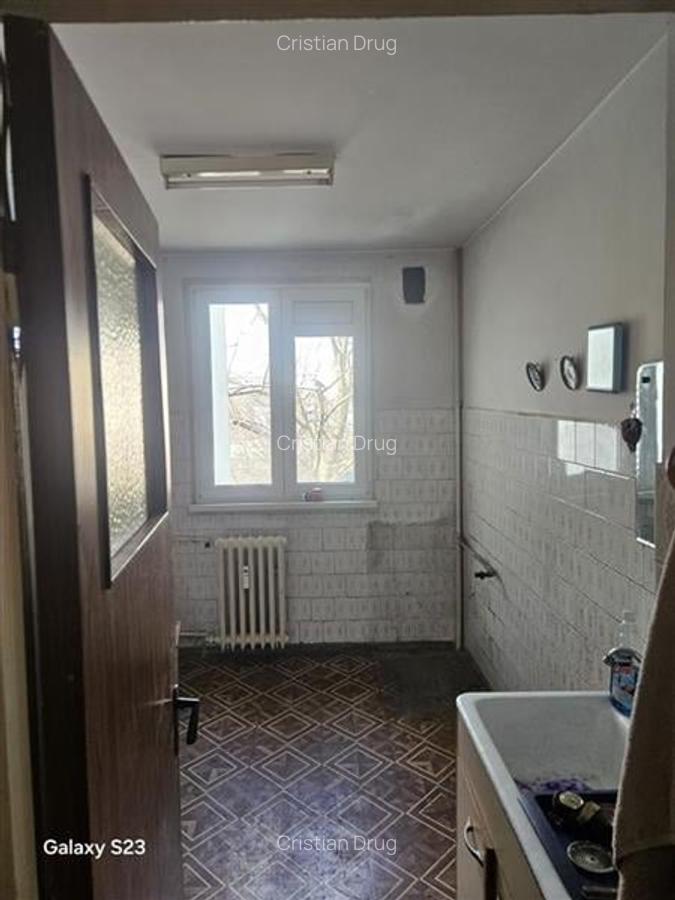 Apartament 3 camere parcul Titan - 1