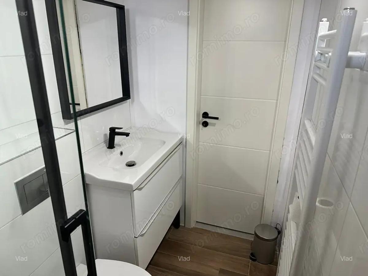 Apartament zona Medicinei Liceul Loga - 12