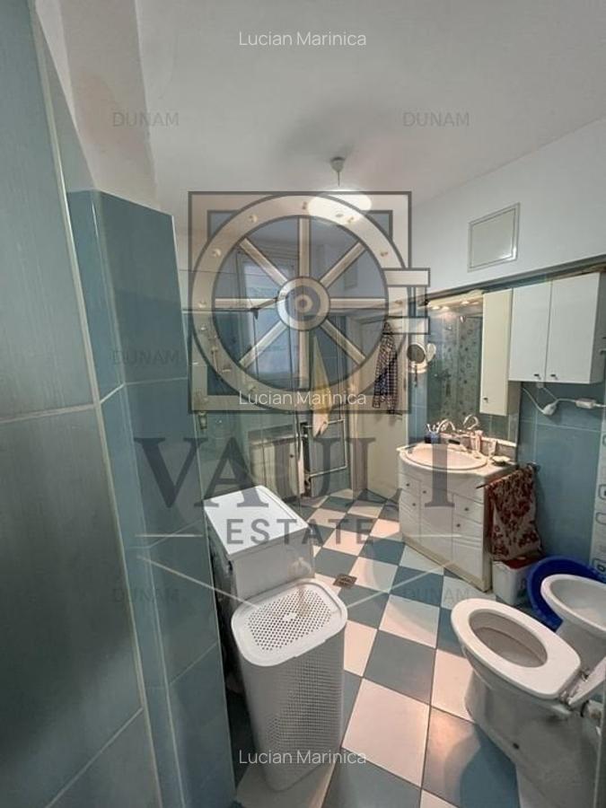 Apartament 3 Camere in Vila -Curte/Garaj  - Bulevardul Dacia - 8