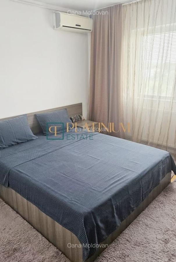 P4593 Apartament cu 3 camere DECOMANDAT, zona Lipovei - 1