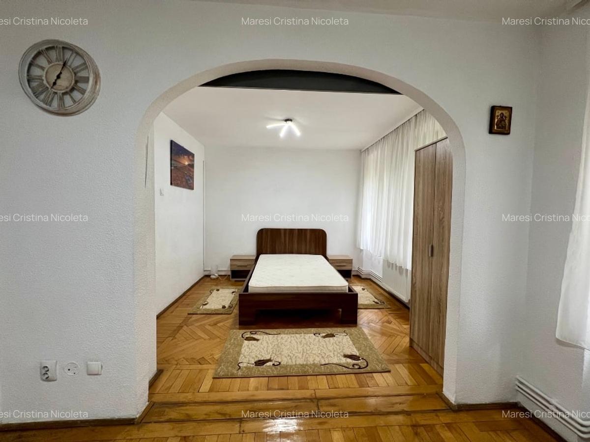 Apartament 3 camere renovat, mobila-electrocasnice noi, centrala termica 2024 - 1