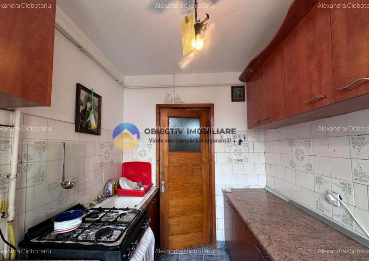 Apartament de vanzare 3 camere | Cartier Darmane?ti - 2