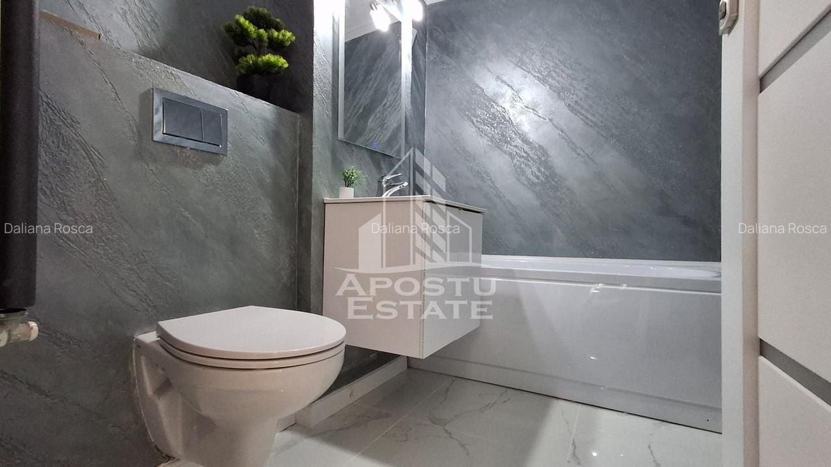 Apartament 3 camere, decomandat, parter zona 300 - 15