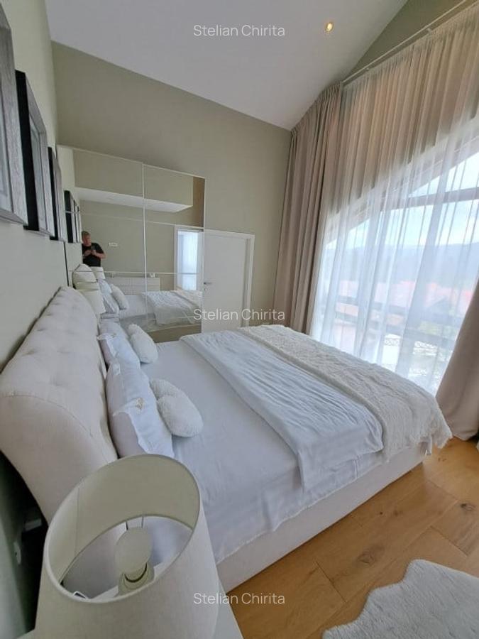 VAND PENTHOUSE 280 MP IN VILA + GARAJ LUX IN SINAIA PH COTA 1400 - 4