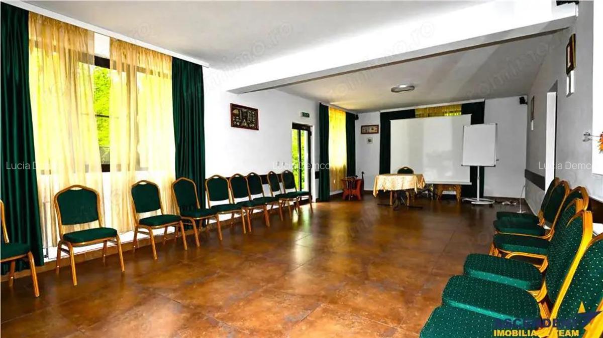 In cartea de povesti a Pietrei Craiului, ansamblu turistic functional, in Plaiul Foii - 2