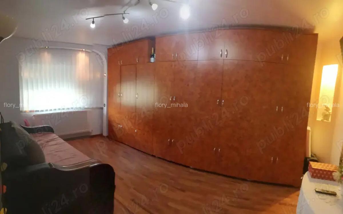 Proprietar, vand apartament 3 camere Arad Alfa - 1