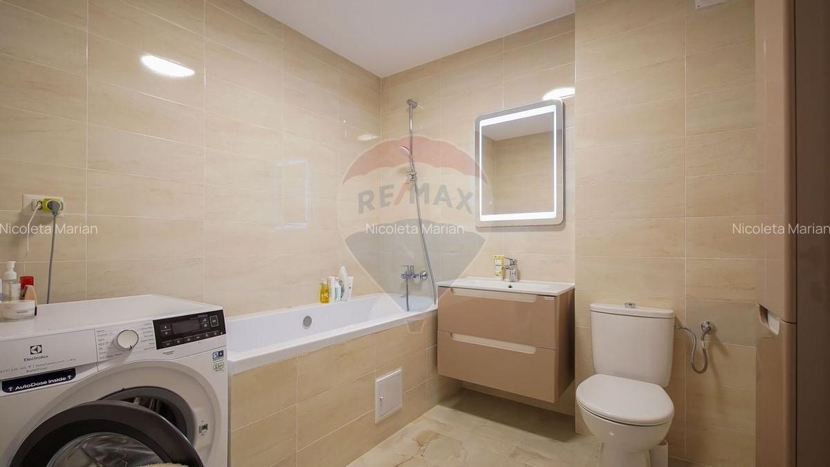 Apartament cu 3 camere decomandat, mobilat în Florilor - 9