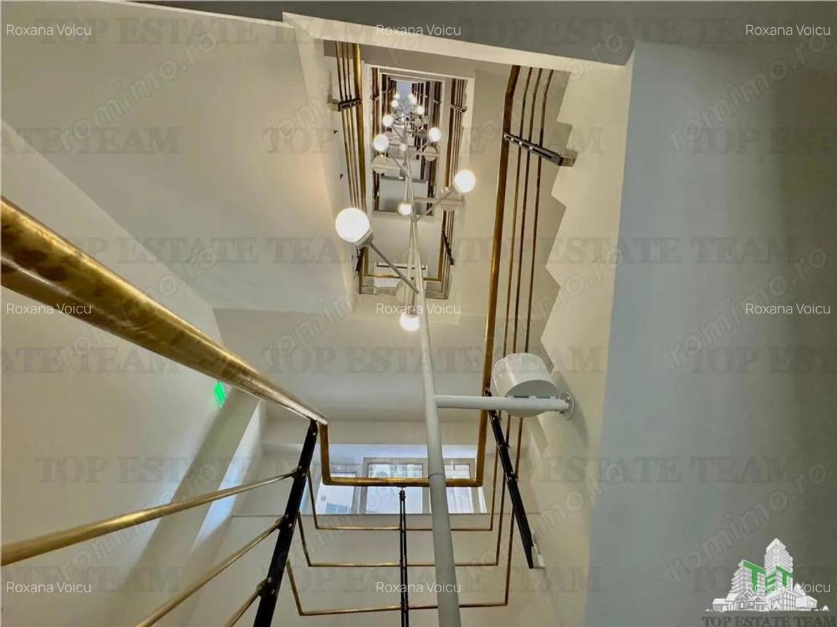 Spatiu comercial de inchiriat langa metrou in Piata Victoriei - 2