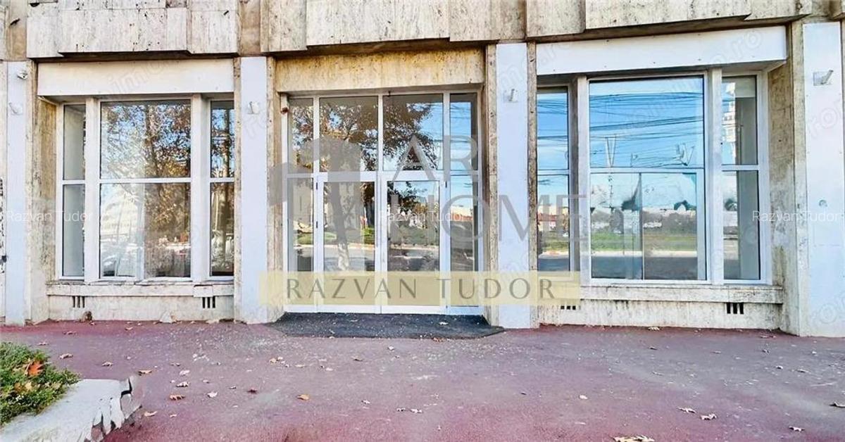 Spatiu comercial , 211mp , ultracentral , Ploiesti - 2