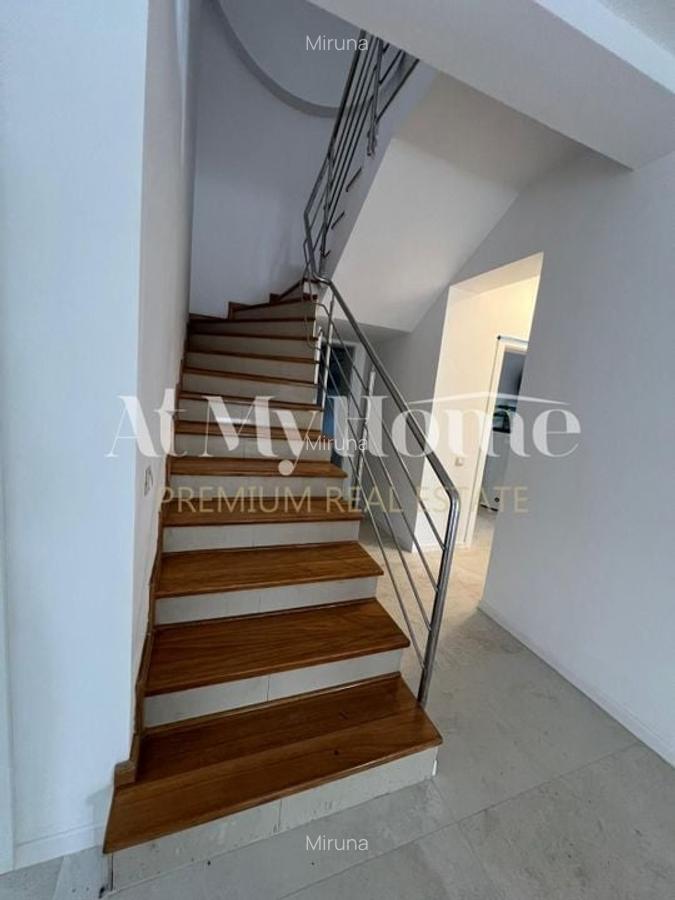 VILA INDIVIDUALA RENOVATA RECENT 600MP TEREN // 7 CAMERE- PIPERA - 9