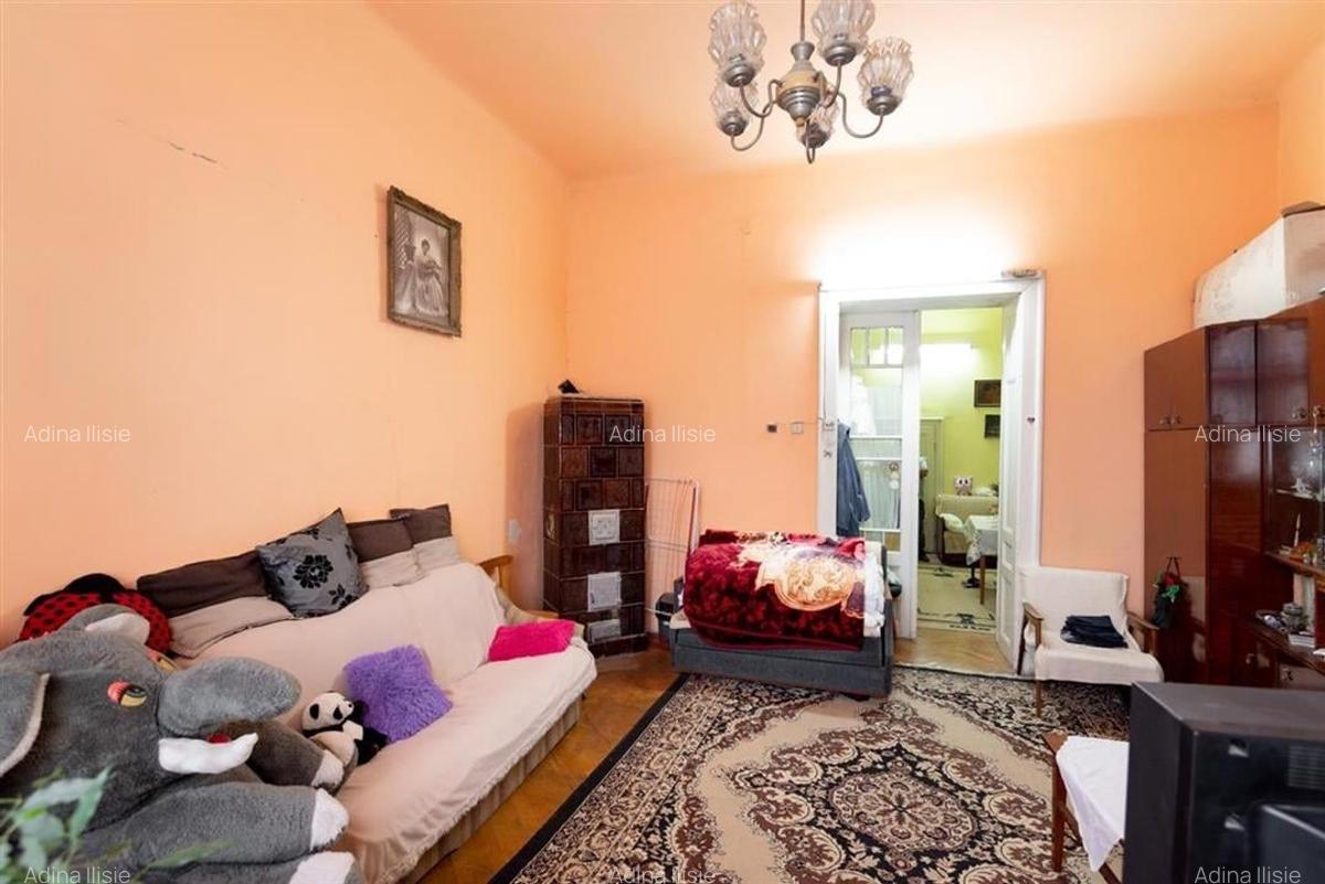 Apartament cu 4 camere semidecomandat în Central - 9