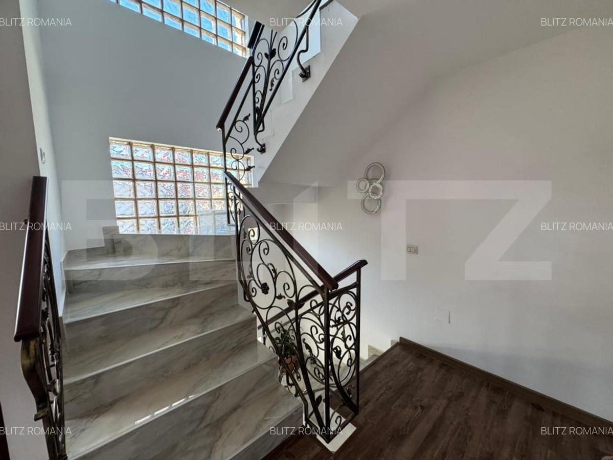 Casa P+2 , 179mp,  zona Mall Promenada - 18