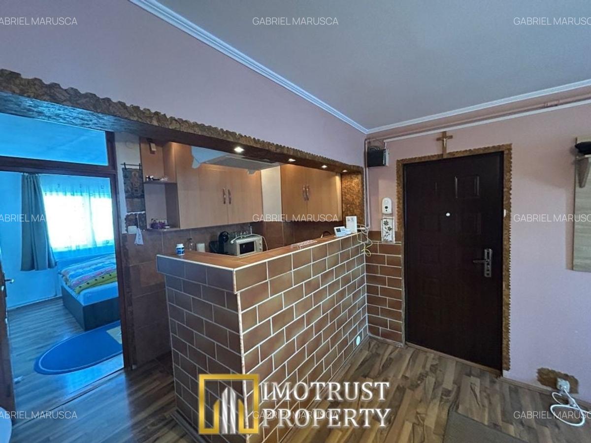 Apartament 3 camere de vanzare Arad - 3