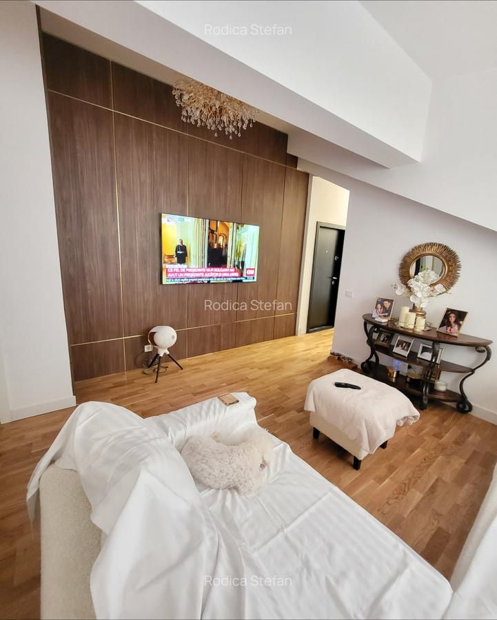 Apartament cu 3 camere semidecomandat în Bucureștii Noi - 8