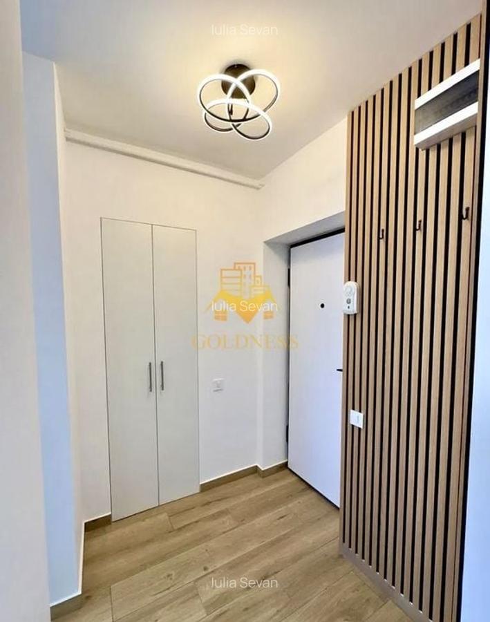 2 camere semidecomandate, Prima Inchiriere, Hotel Royal Gheorgheni - 2