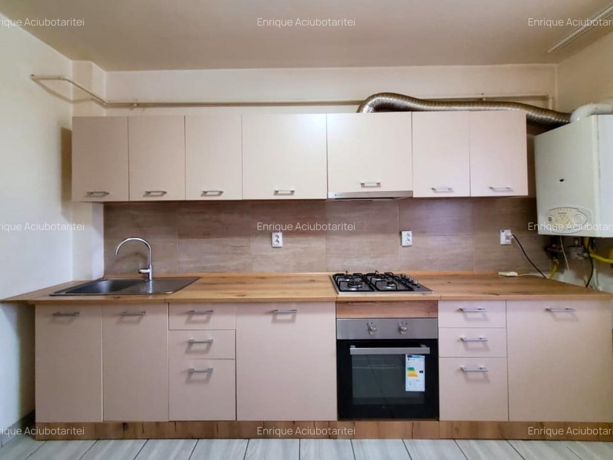 Apartament spatios cu 2 camere, strada Porii 150 - 7