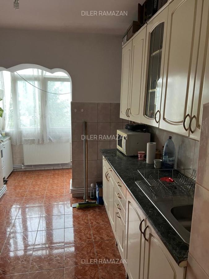 Apartament 2 camere decomandat, et 3/4 incadrat, incalzire pe gaze - 8