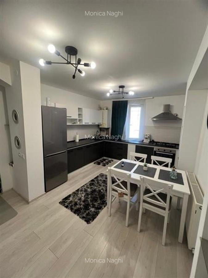 Apartament cu 2 camere, Tractorul, Brasov - 2
