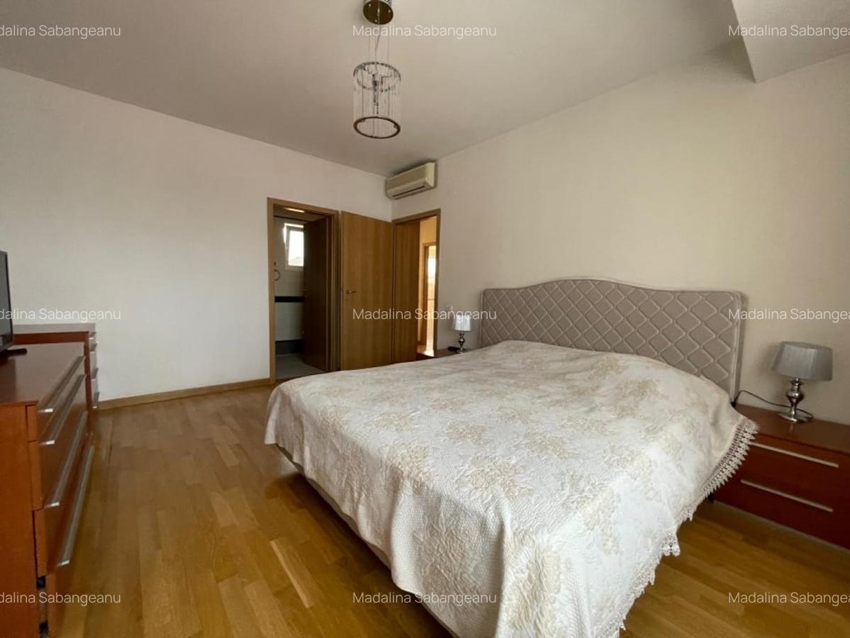 Apartament cu 5 camere si terasa spatioasa + 2 locuri de parcare - 7