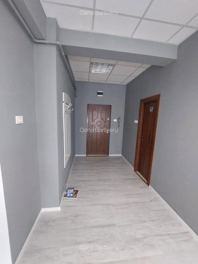 Bd. Mamaia , spatiu birouri, 47 mp. - 4