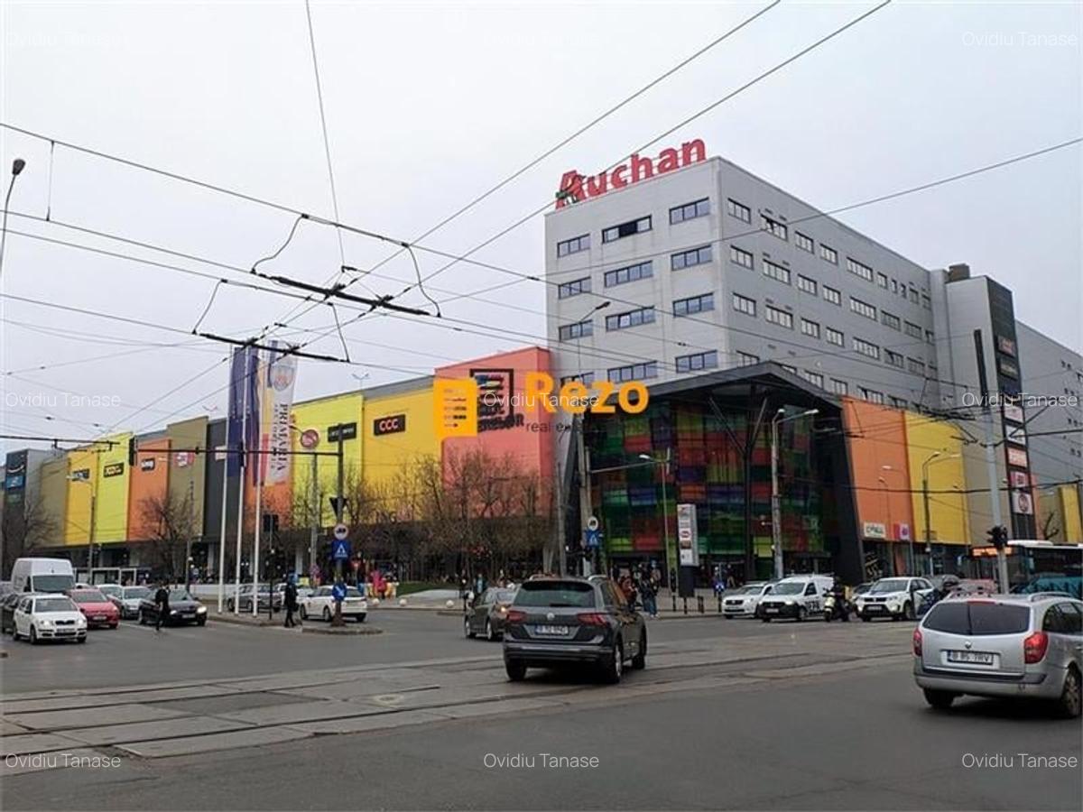MALL DRUMUL TABERELOR, STR. BRASOV, PARC MOGHIOROS 50 MP ETAJ 3/4 BLOC 1973 - 7