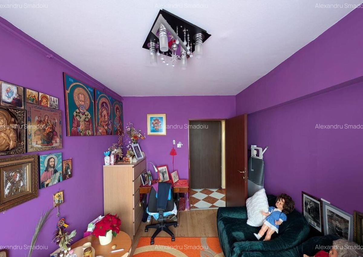 De Vanzare Apartament 4 Camere, Decomandat, 2 Bai, ?os... - 4
