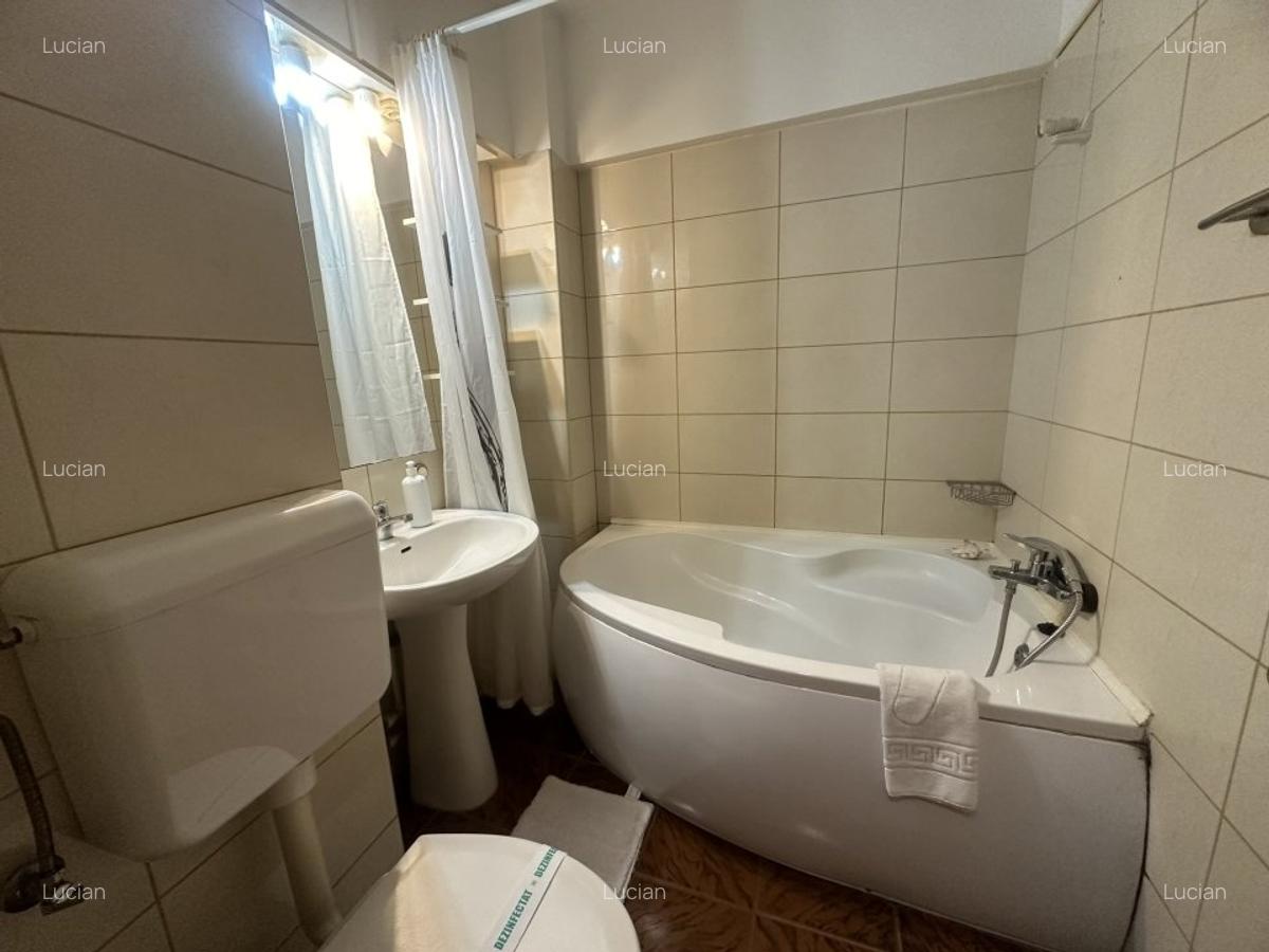 Garsoniera ultracentrala, mob., etaj 7, bloc solid, termoizolat, langa  Cismigiu - 12