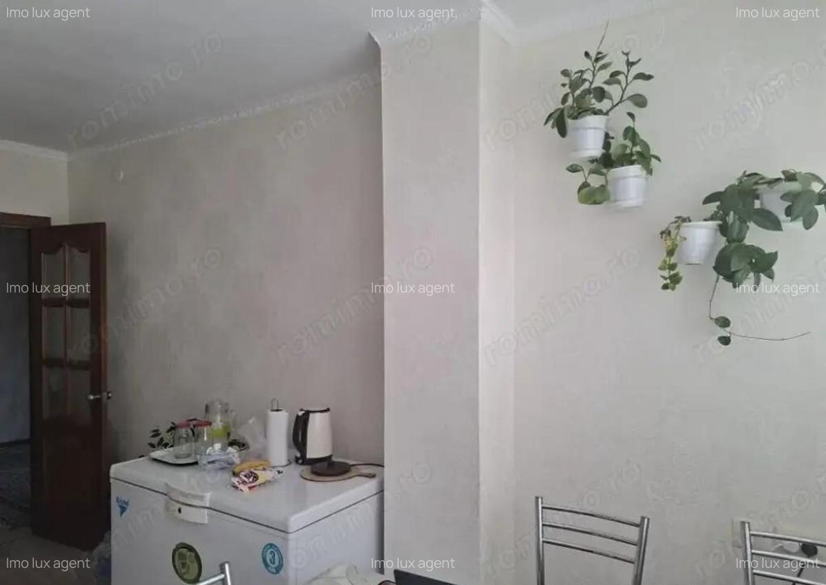 Garsoniera in zona Izvor - 3