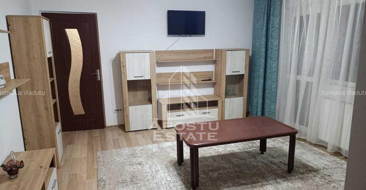 Apartament cu 3 camere zona Da^mbovit?a - 1