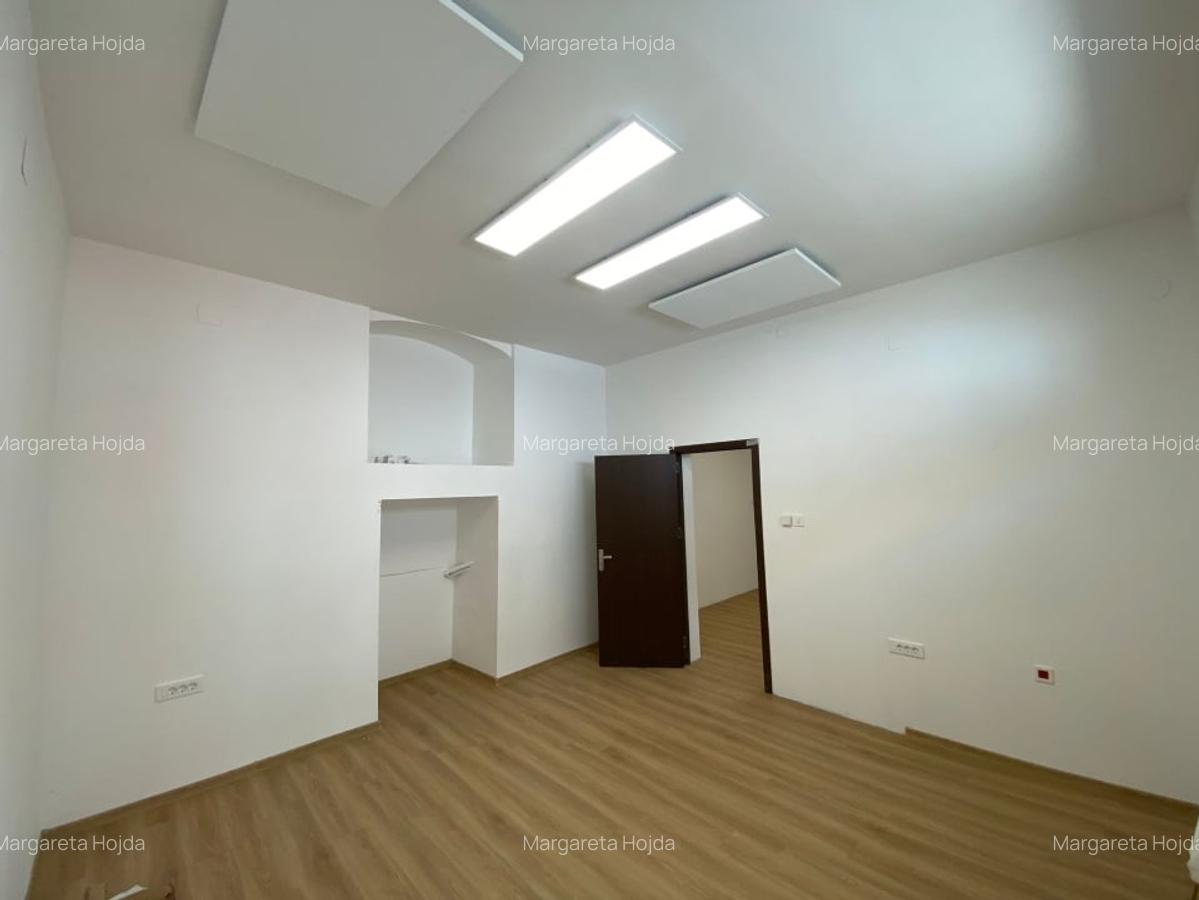 Spatiu comercial ultracentral format din 2 camere cu 2 intrari separate, 40,18mp - 3