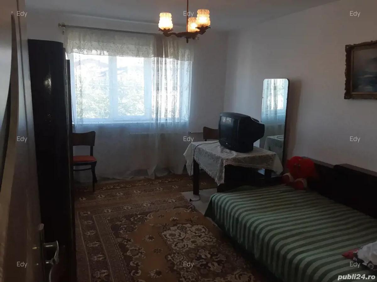 Apartament 2 camere decomandat - 1