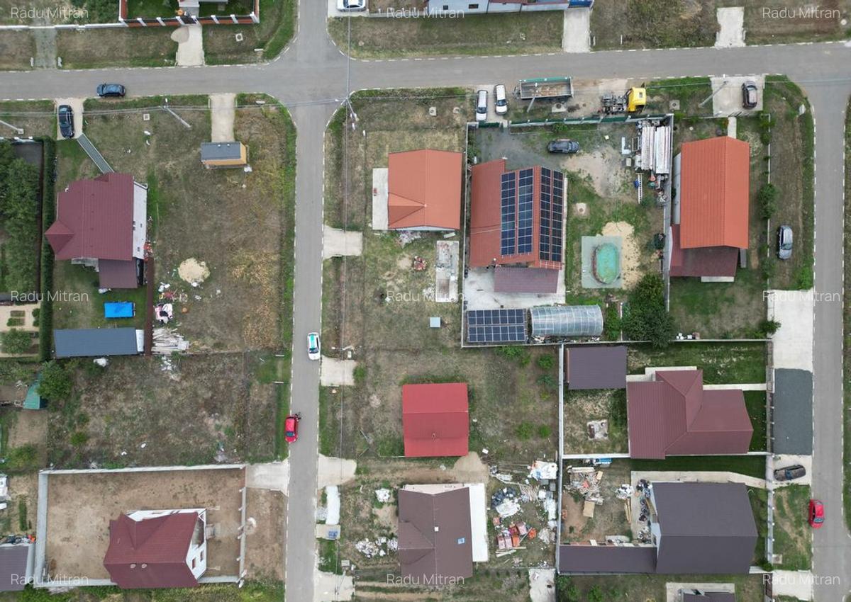 Casa la gri in Frumuseni - 11