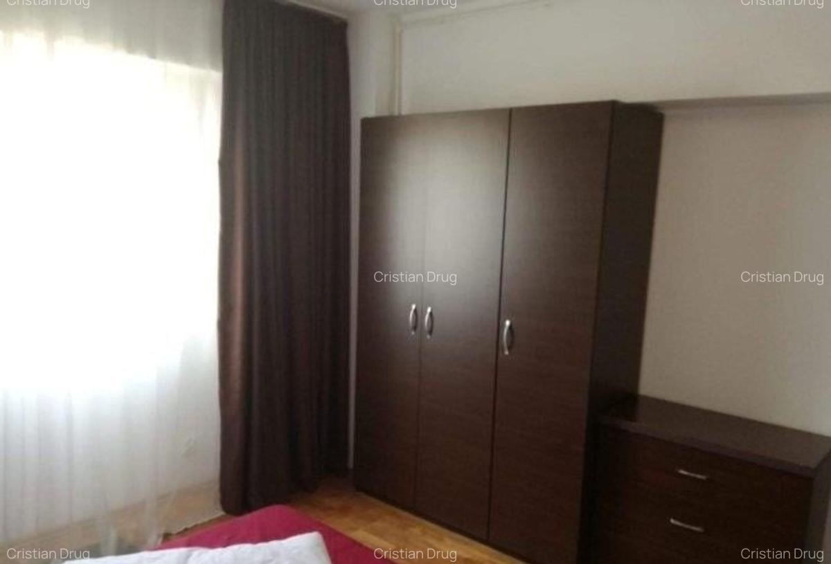 Apartament cu 2 camere decomandat în P-ța Unirii - 4