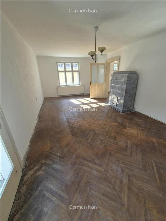 Apartament 2 camere la casa, 95 mp, curte - langa mall AFI - 2