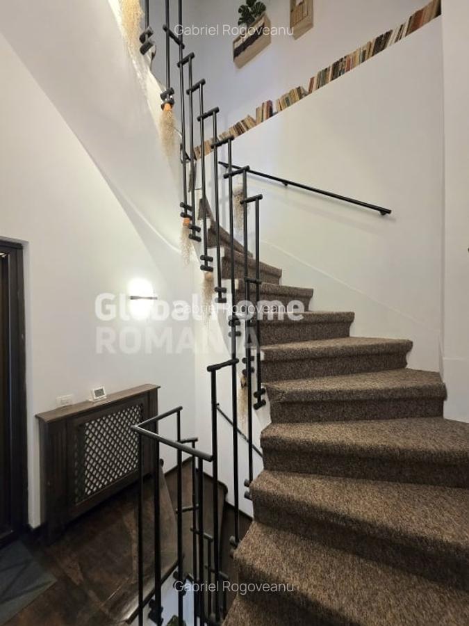 Cismigiu Garden | Office Interbelic Villa - 12 Rooms - 637 Land - 441Sqm Surface - 25