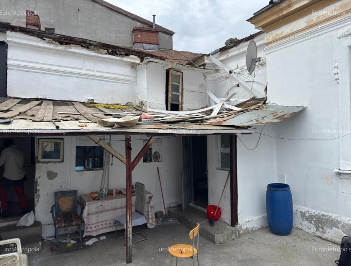 Casa cu potential - Parcul Carol – teren 170 mp - 2