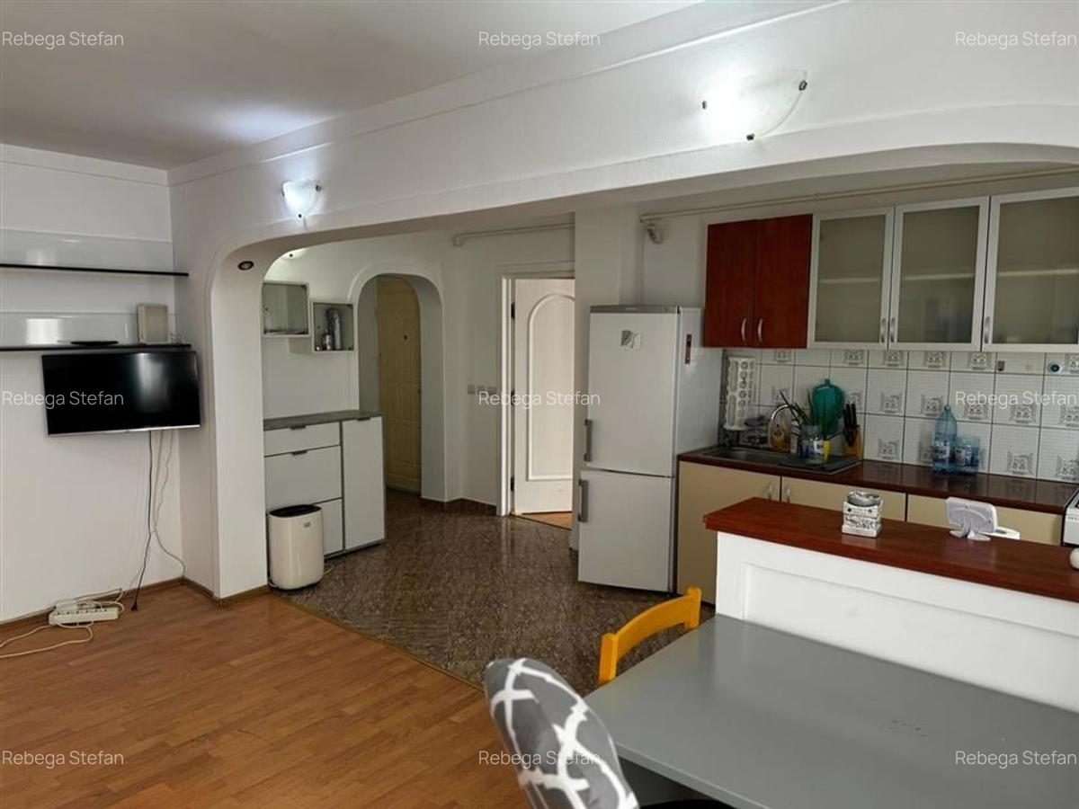 APARTAMENT -2 CAMERE, ZONA CENTRALA, ETAJ 1 - 5