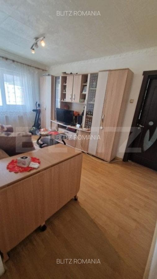 Apartament cu 3 camere decomandat, mobilat în Exterior Vest - 1