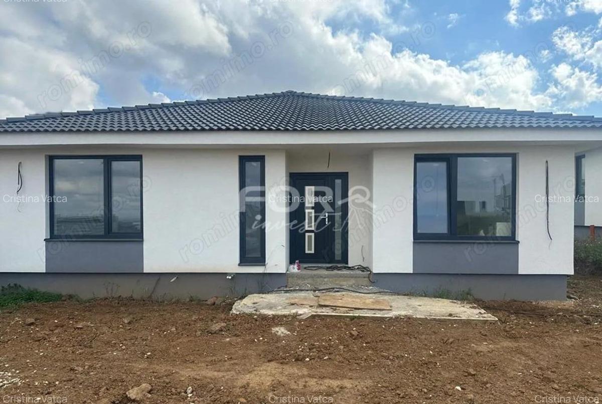 Casa moderna 4 camere, de vanzare in Paleu Bihor - 1
