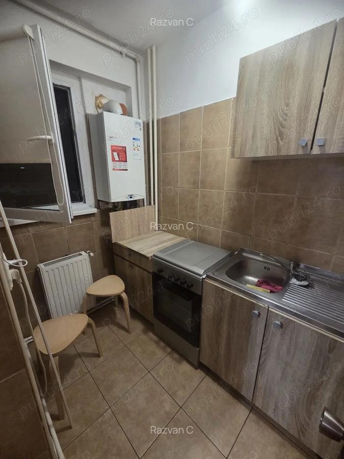 Inchiriere garsoniera MODERNA 3 min metrou Costin Georgian - 2