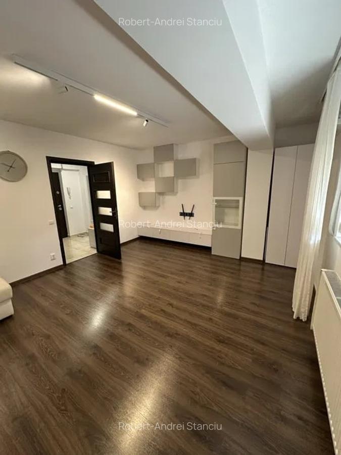 Apartament 3 camere | Bvd Alexandru Obregia | Parcare | Metrou | - 1
