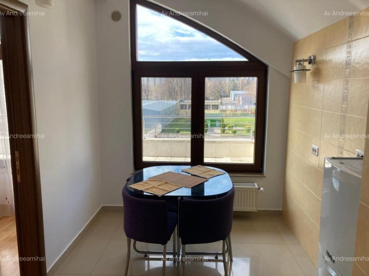 Particular inchiriez apartament lux zona centrala - 5