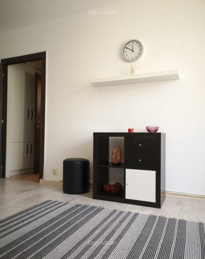 Apartament 2 Camere Renovat | Etaj 1 | Metrou Trapezului la 1 minut - 10