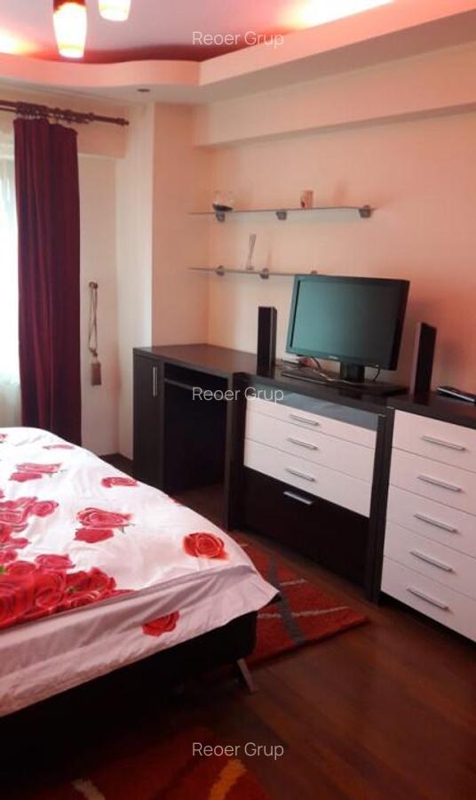 ULTRACENTRAL - 2cam, 1A, dec, et2. bl.dupa'90 - 102000 euro - 9