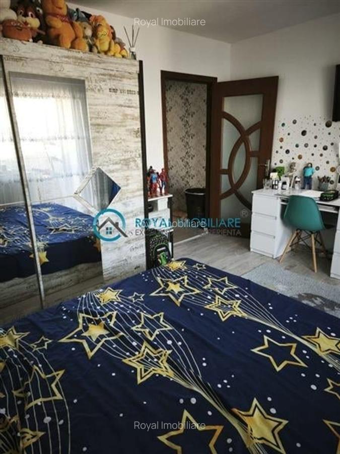Royal Imobiliare - Vanzare apartament 2 camere zona Democratiei - 3