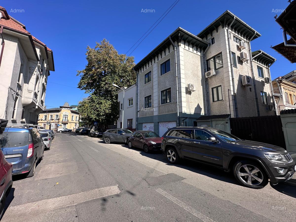 Vila individuală P+2+M.Construita în 2005 - 2