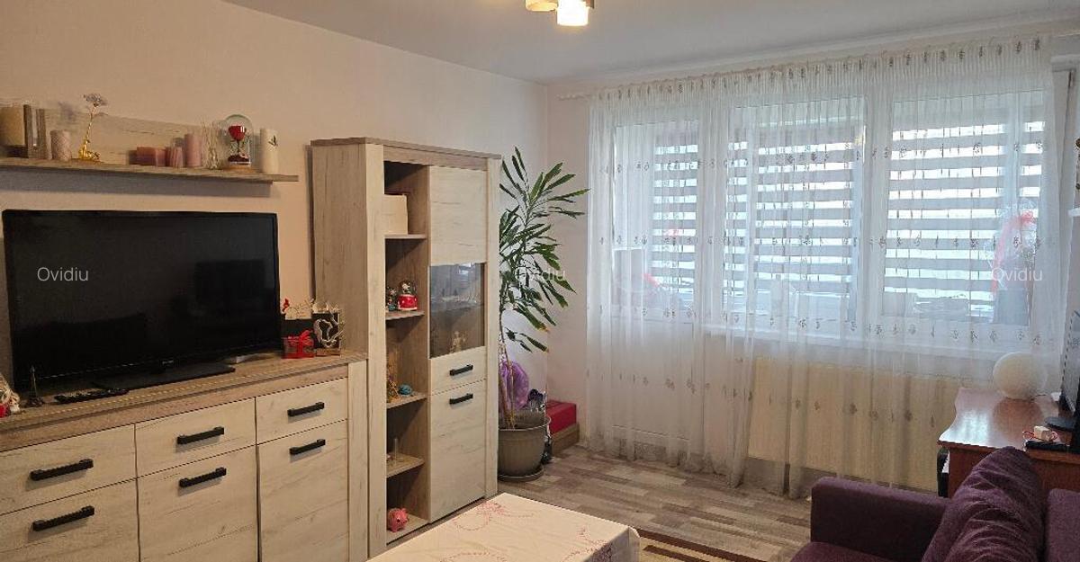 Vand apartament 3 camere decomandat Deva, I Maniu, parter, semimobilat - 1