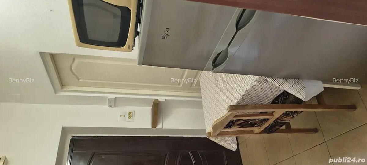 Proprietar inchiriez apartament cu o camera - 5