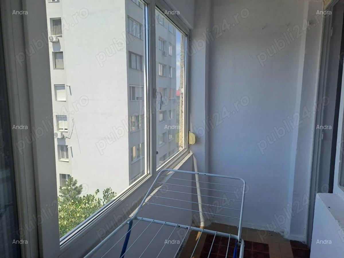 Proprietar inchiriez la studenti studente ap 3 cam decomandat, Complex Studentesc, 390 euro - 2